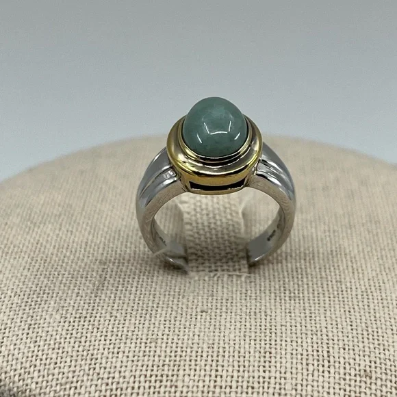 Vintage Sterling Silver & Gold Overlay Ring with Green Cabochon | Size 7 - Picture 6 of 16